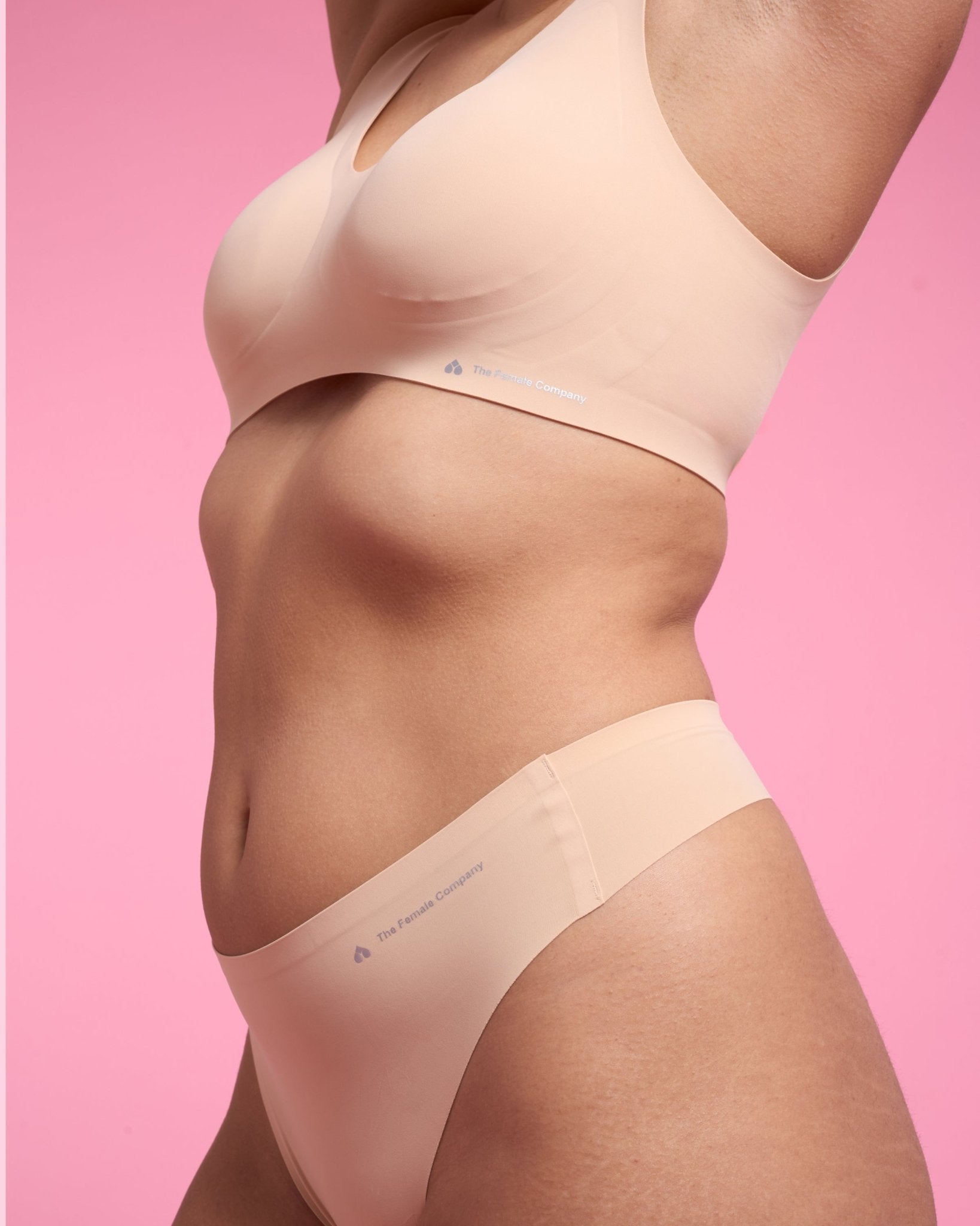 the-female-company-seamless-comfort-set-tanga-bralette-b-gelfrei-mit-herausnehmb image 4