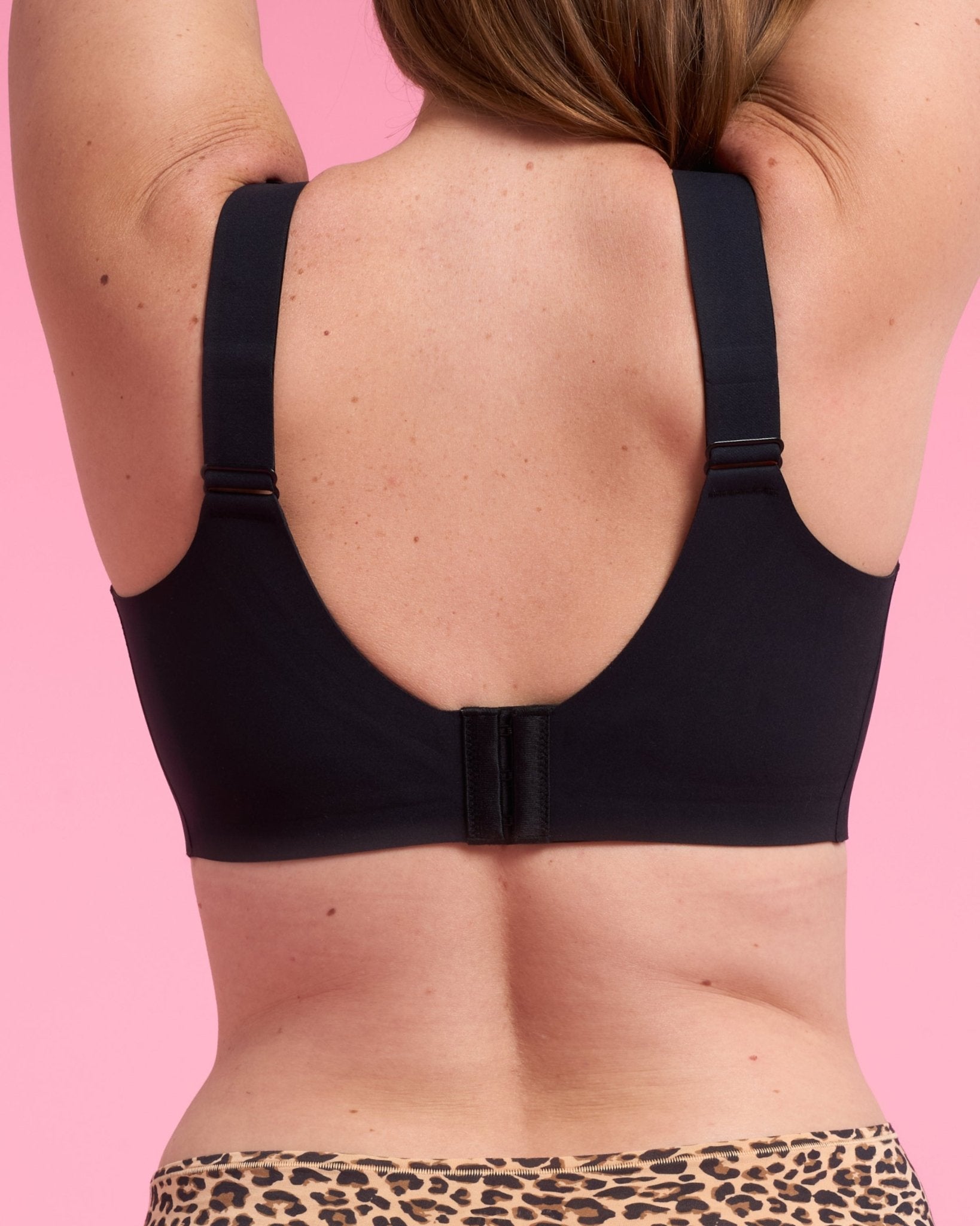 the-female-company-bralette-seamless-comfort-support image 5