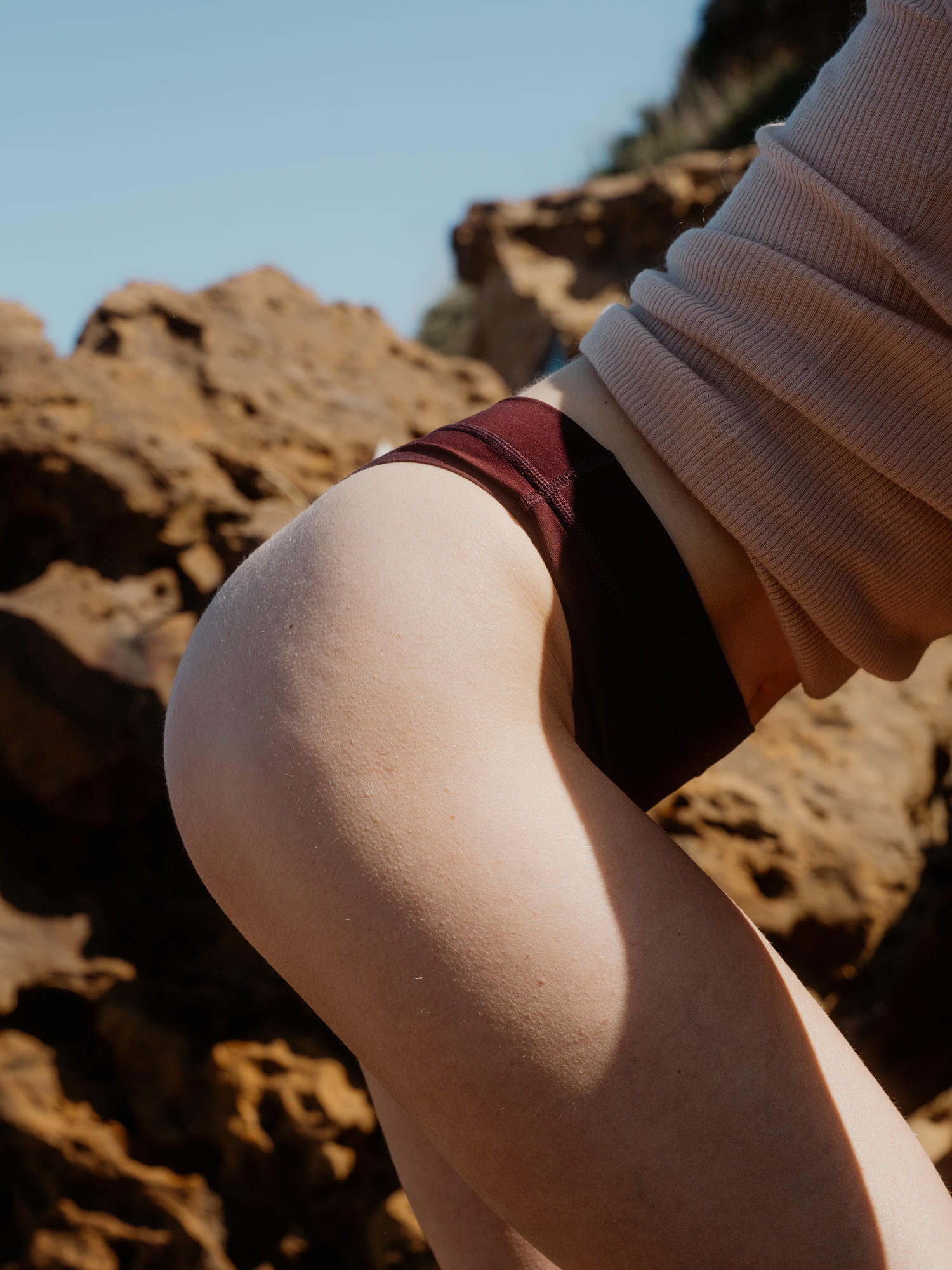 allmatters-classic-high-rise-thong-periodenslip-in-dark-plum image 6