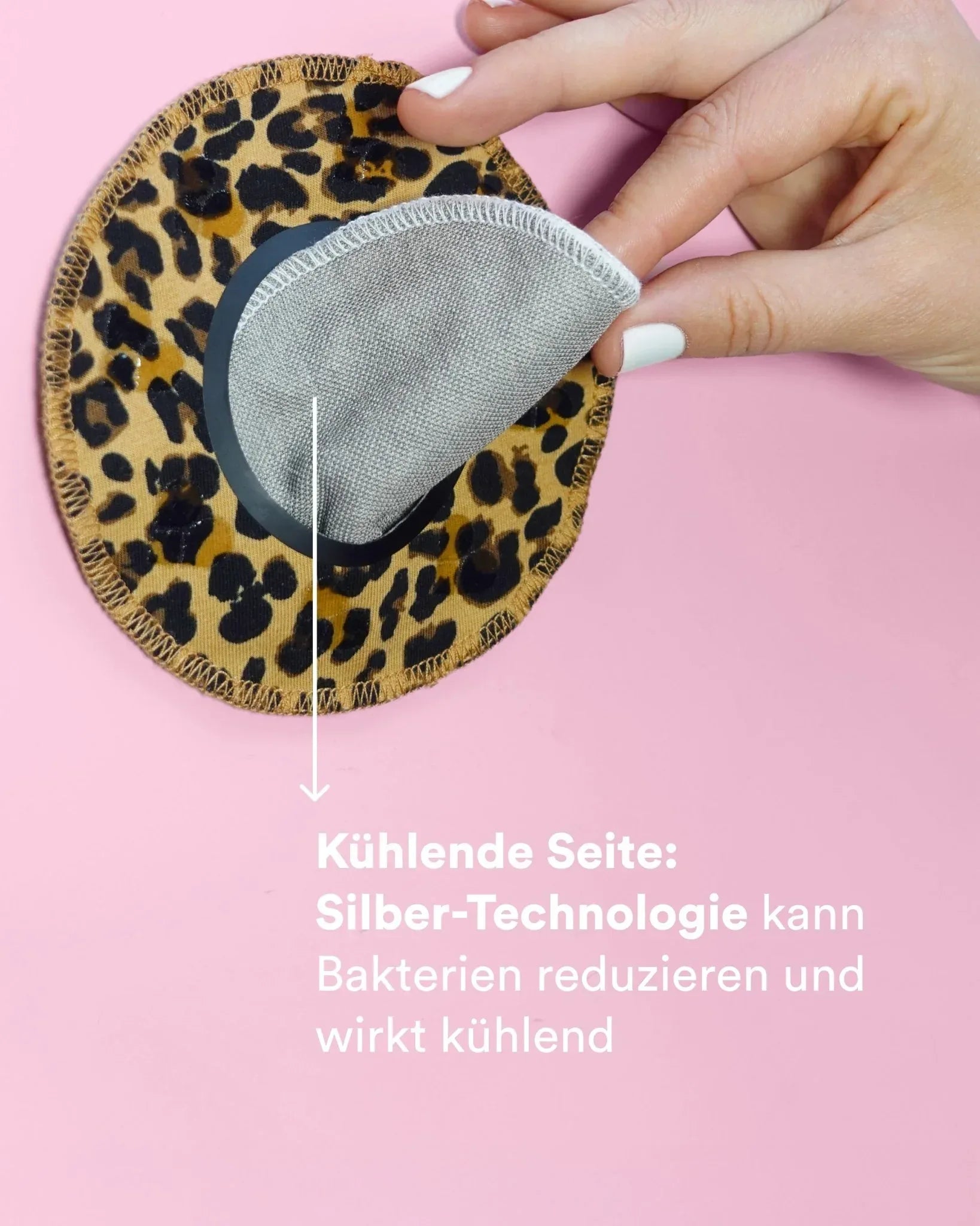 the-female-company-waschbare-silber-stilleinlagen-mammapads-ultra-strong-2er-pac image 2