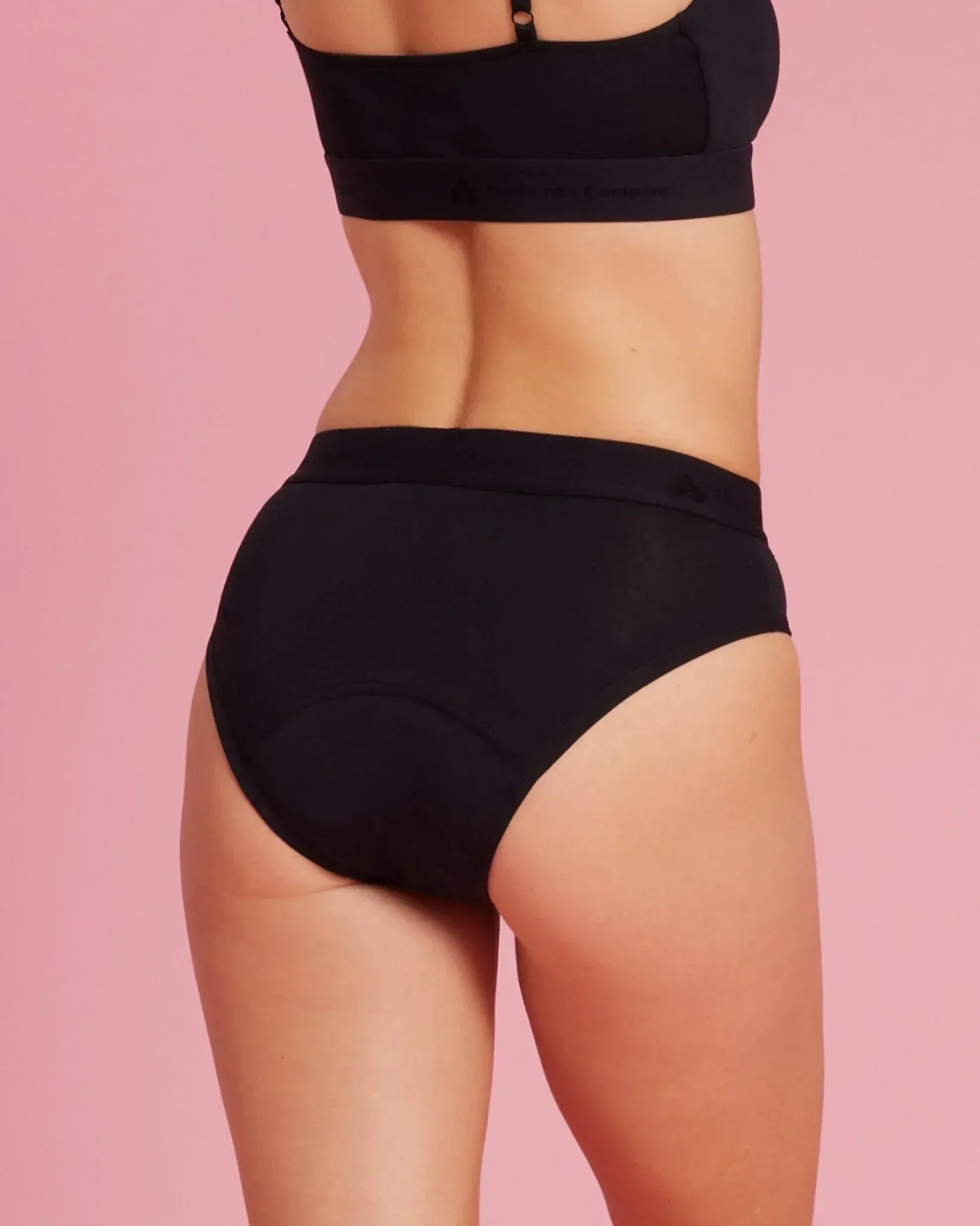 the-female-company-extra-strong-slip-2-0-period-panty-schwarz-bio-baumwolle image 4