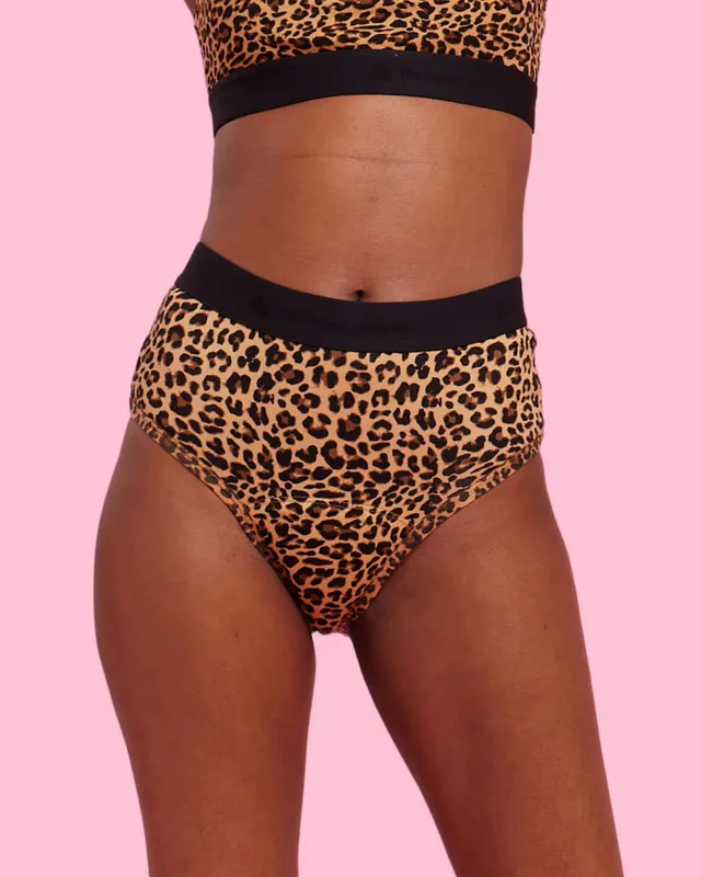 the-female-company-seamless-period-panty-high-waist-extra-strong-leo-collection- image 1