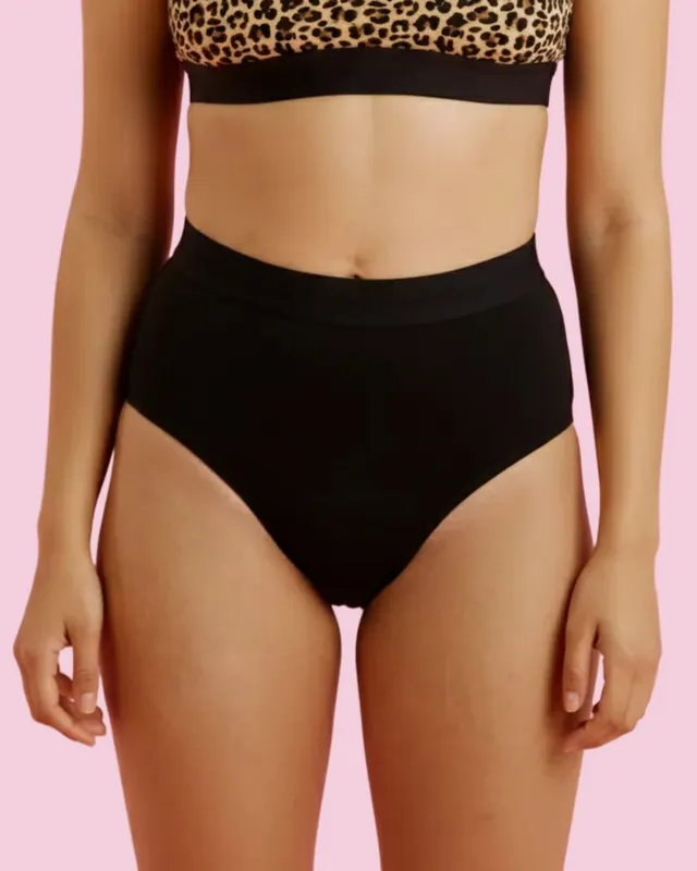 the-female-company-high-waist-2-0-period-panty-extra-strong-bio-baumwolle-schwar image 1