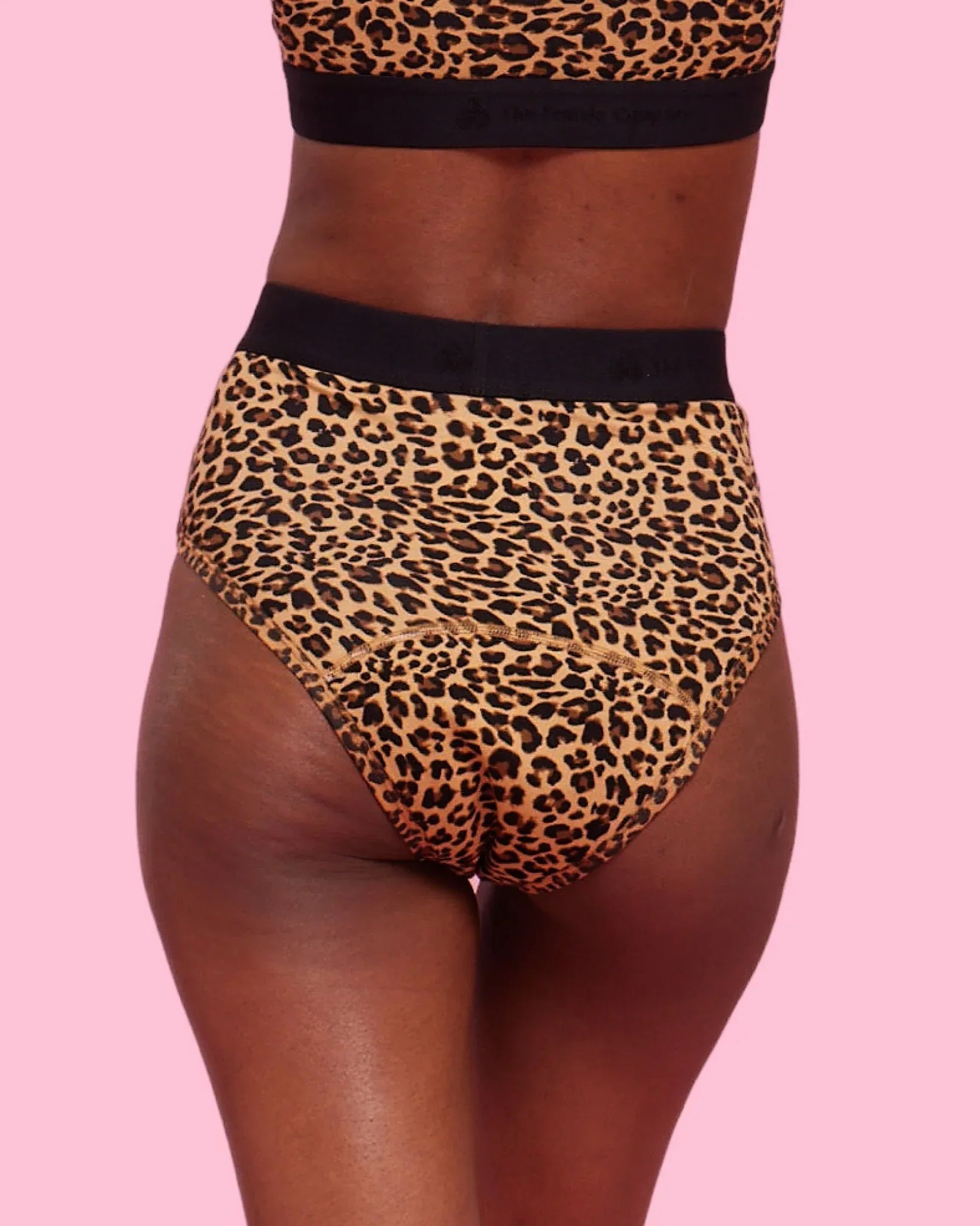 the-female-company-seamless-period-panty-high-waist-extra-strong-leo-collection- image 6