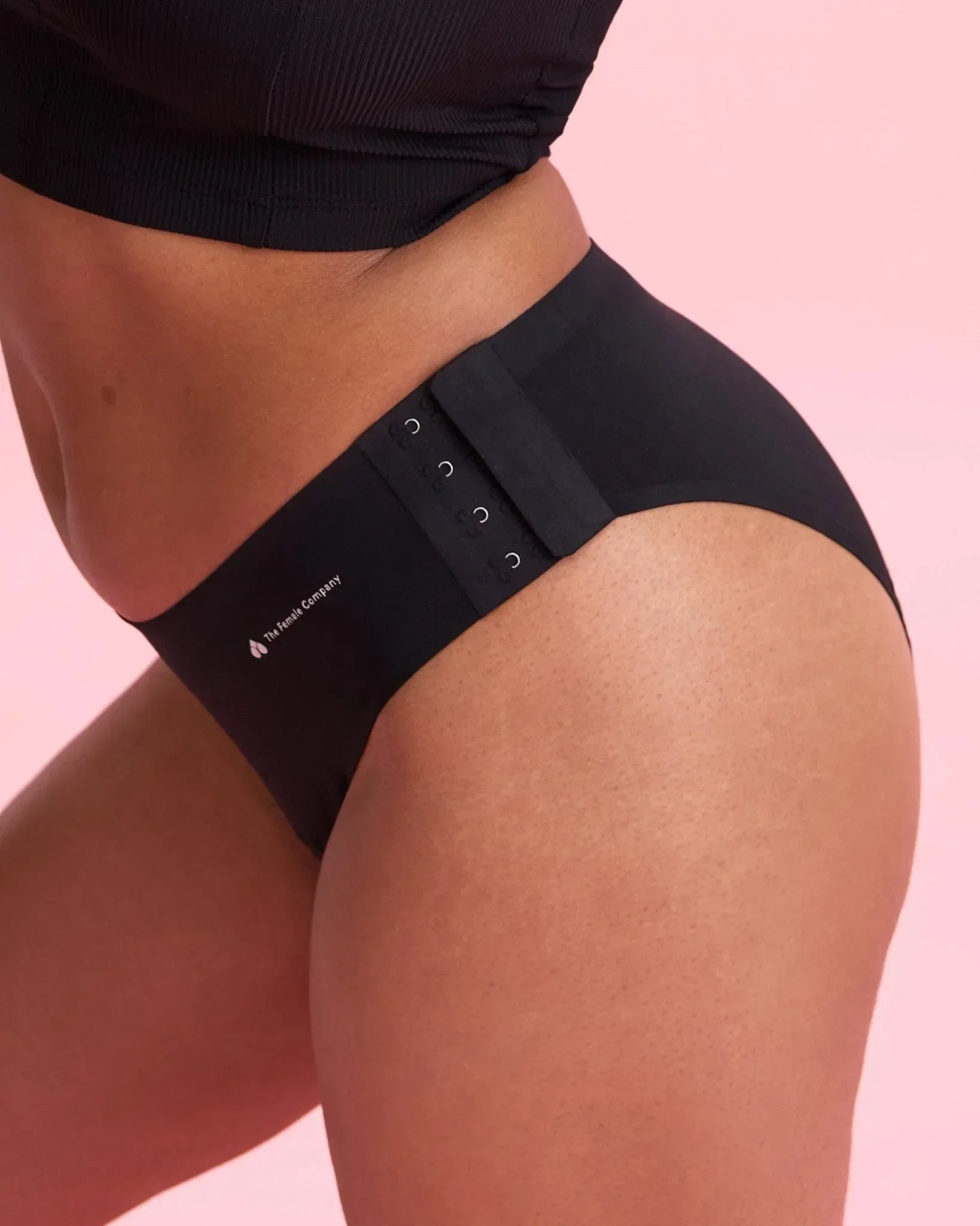the-female-company-ultra-strong-slip-easy-change-seamless-period-panty image 4