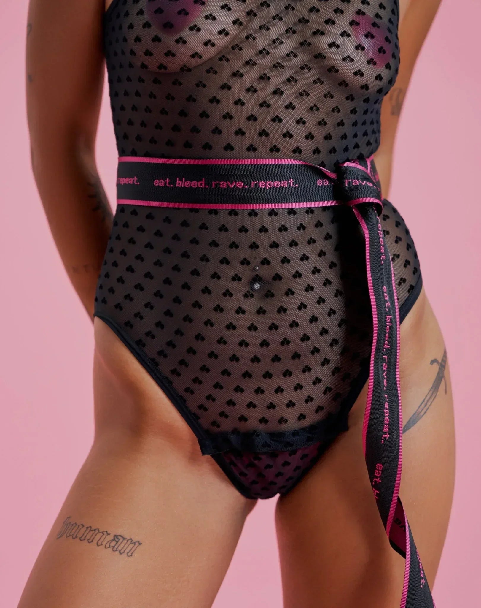 the-female-company-strong-body-seamless-period-body image 5