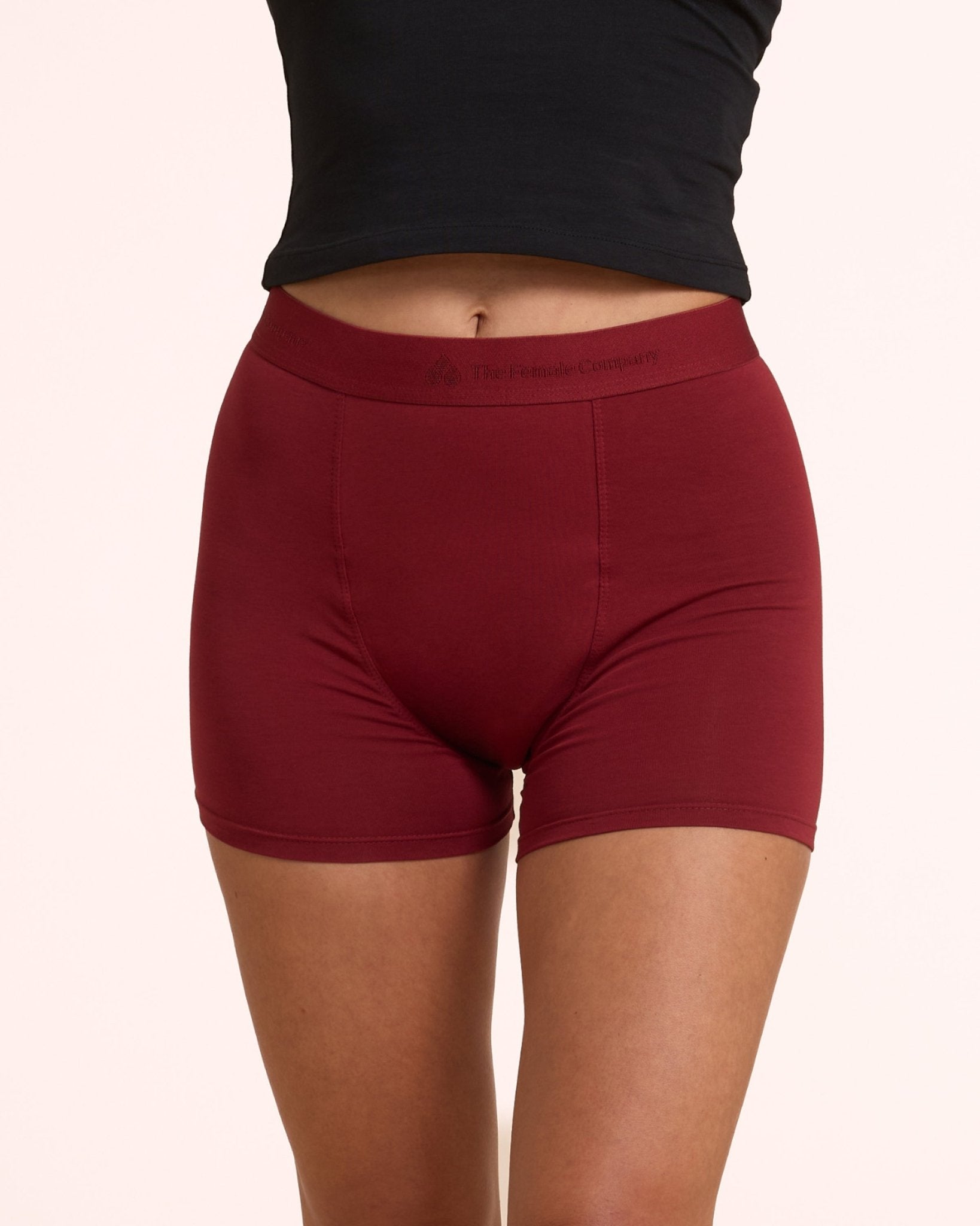 the-female-company-sleep-shorts-extra-strong-perioden-shorts-schwarz image 4