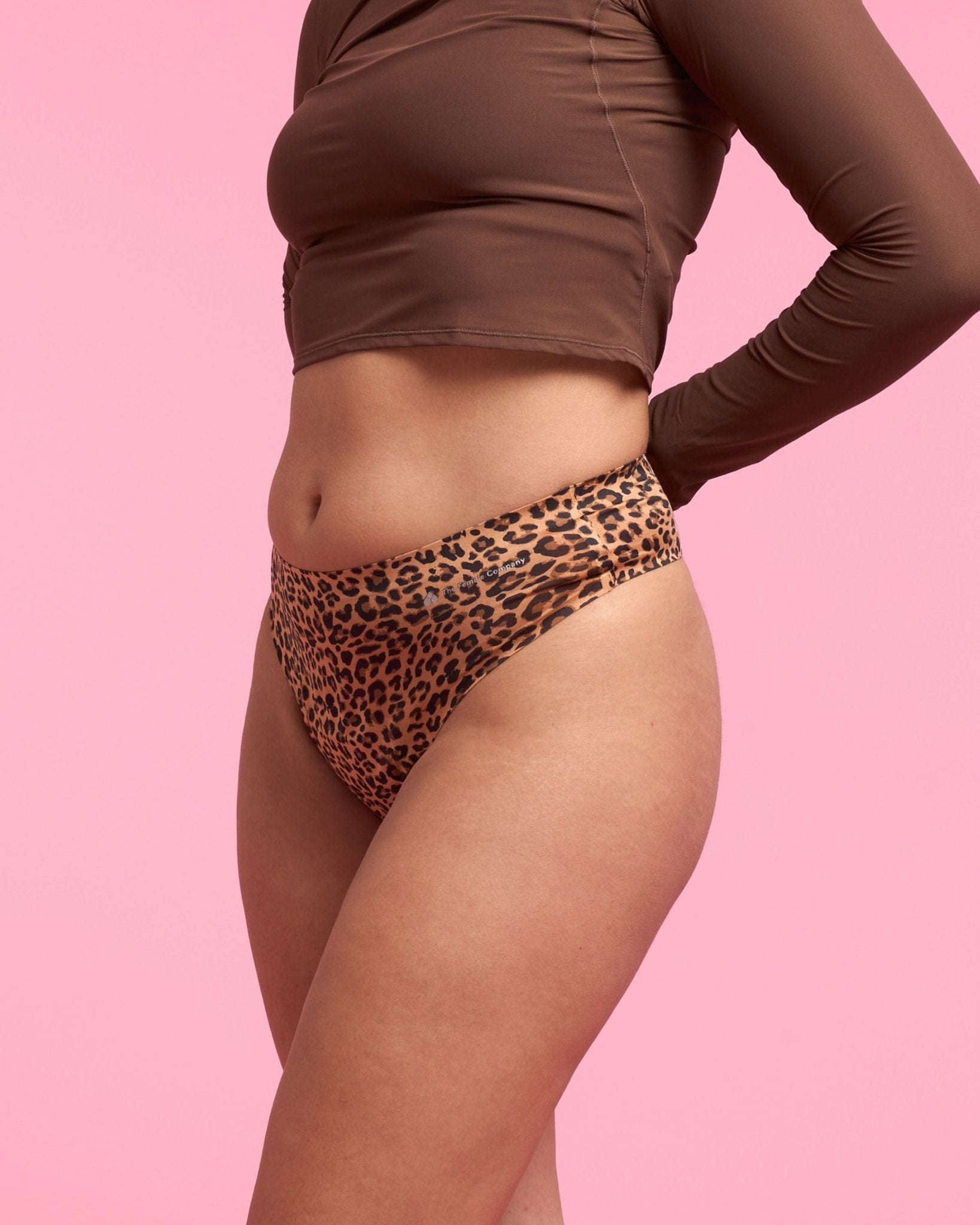 the-female-company-seamless-period-panty-tanga-medium-leo-sienna-strong-saugst-r image 7