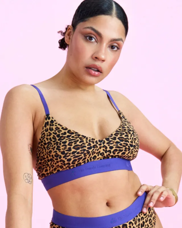 the-female-company-bralette-v-shape-leo-print-mit-verstellbarem-verschluss image 1
