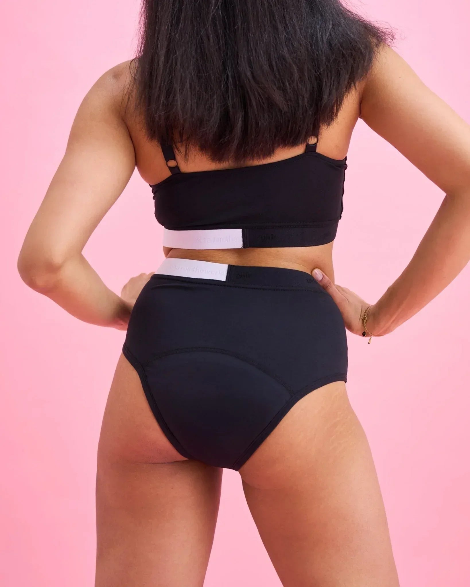 the-female-company-ultra-strong-high-waist-v-cut-period-panty-black-white-limite image 5