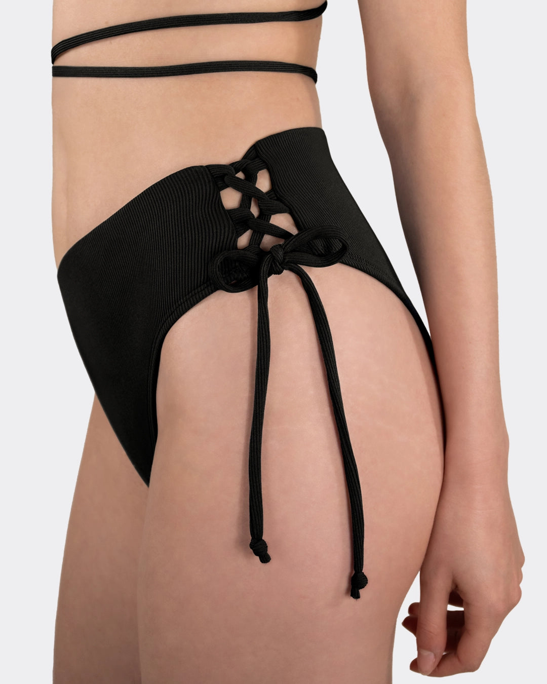 mylily-perioden-bikini-hose-crinkle-mit-gekreuzter-schn-rung-in-schwarz image 3