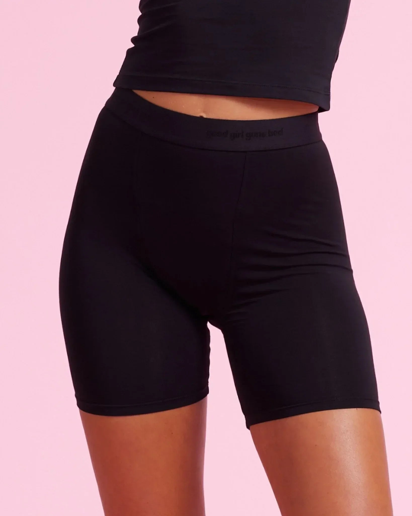 the-female-company-extra-strong-long-shorts-night-protect-2-0-period-sleep-short image 4