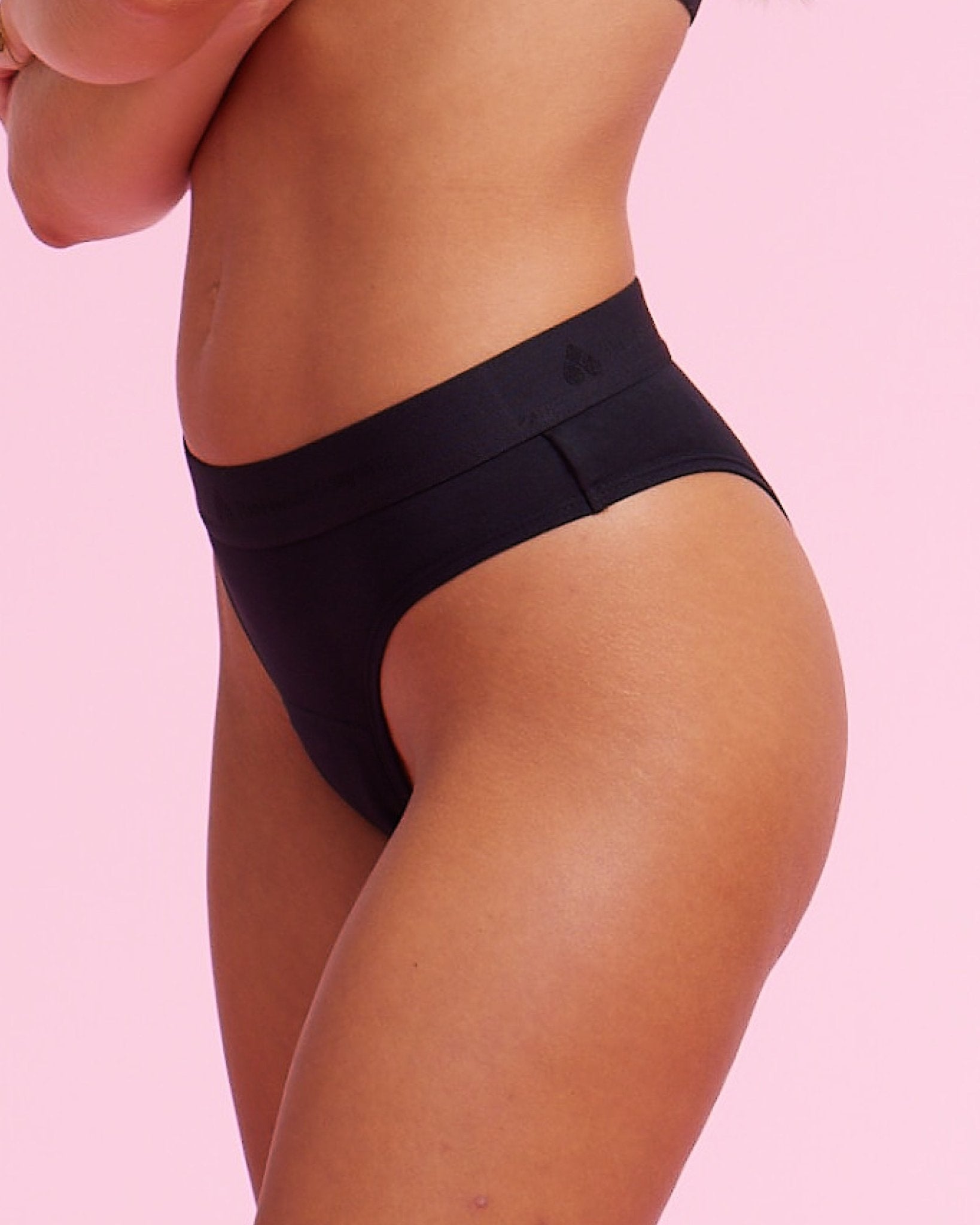 the-female-company-brazilian-medium-bio-baumwolle-period-panty image 4
