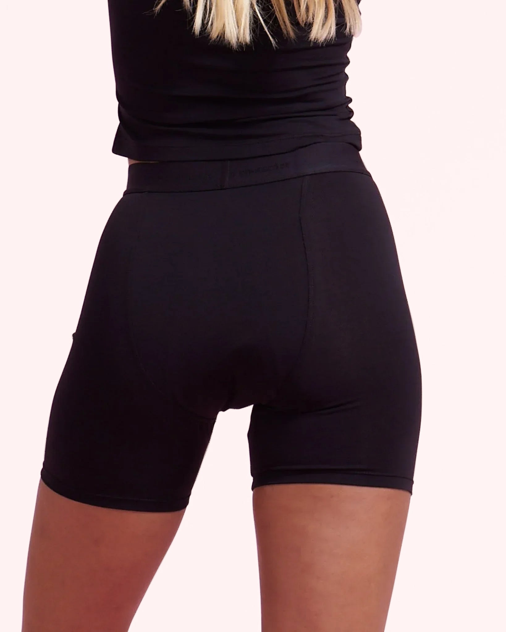 the-female-company-long-short-sleep-2-0-ultra-strong-periodenshorts-f-r-die-nach image 4