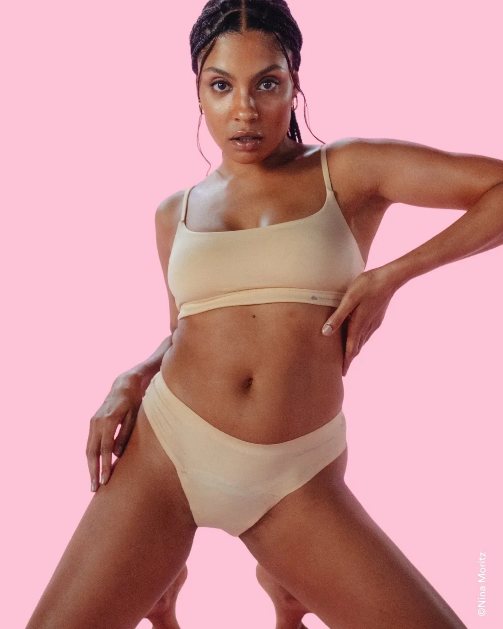 the-female-company-seamless-period-panty-tanga-medium-fluid-protection-flexi-tec image 7