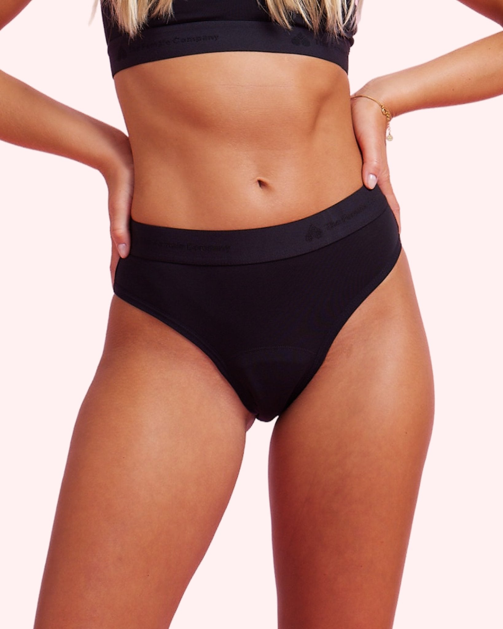 the-female-company-rundum-sorglos-bundle-sleep-shorts-mit-night-protect-slip-2-0 image 3
