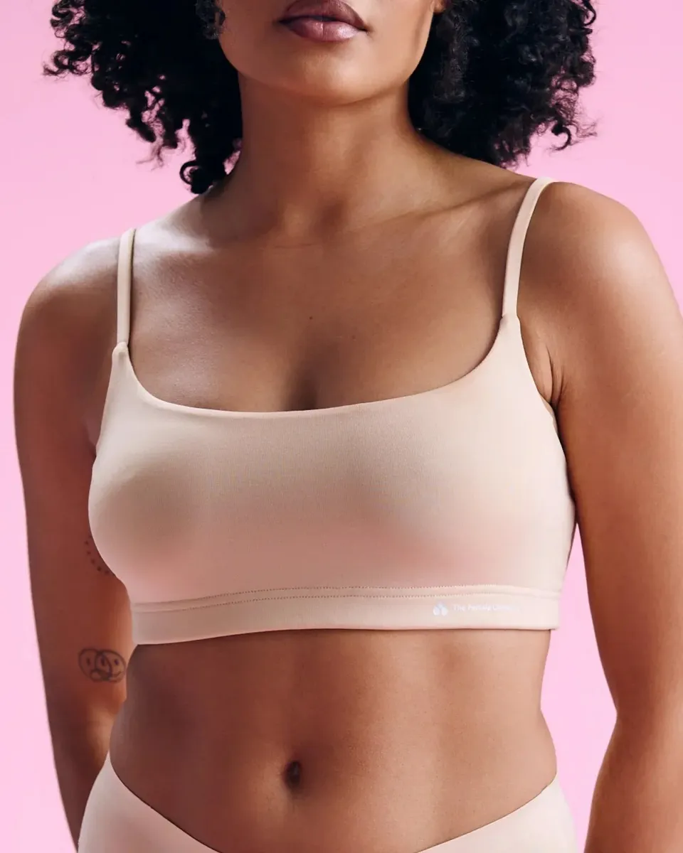 the-female-company-seamless-bralette-nahtloser-bustier-slip-mit-verstellbaren-tr image 1