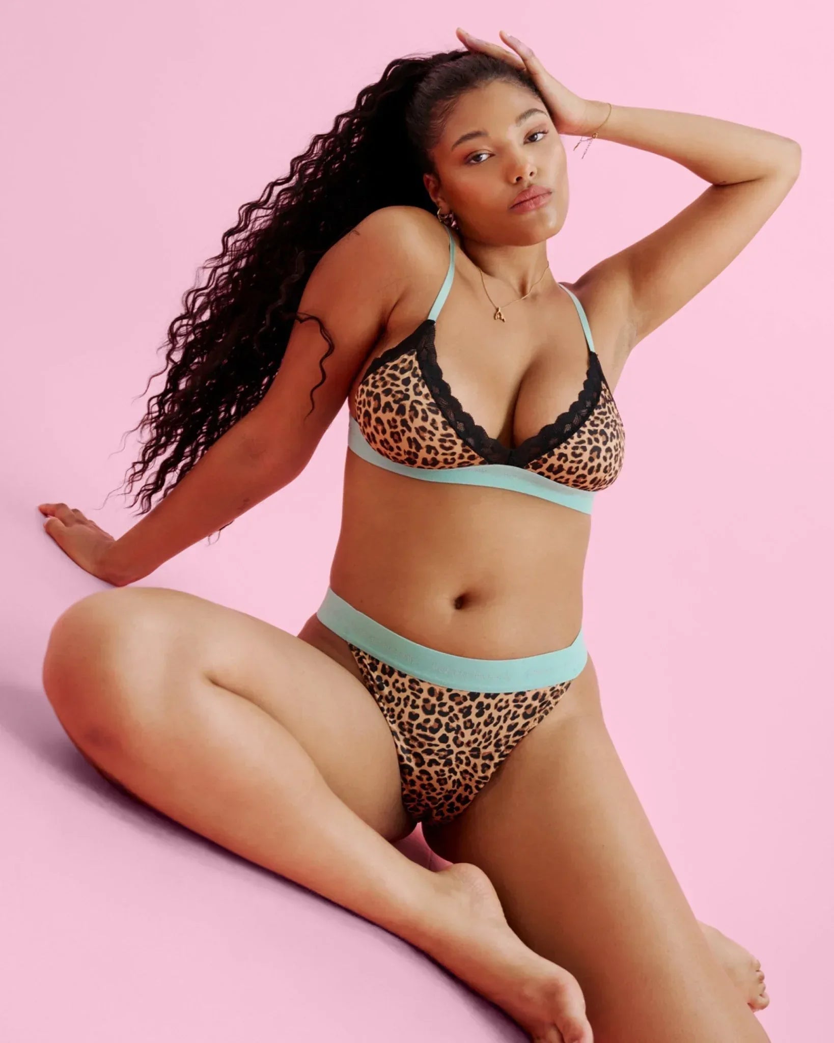 the-female-company-medium-tanga-period-panty-leo-lace-mit-leopard-print image 2
