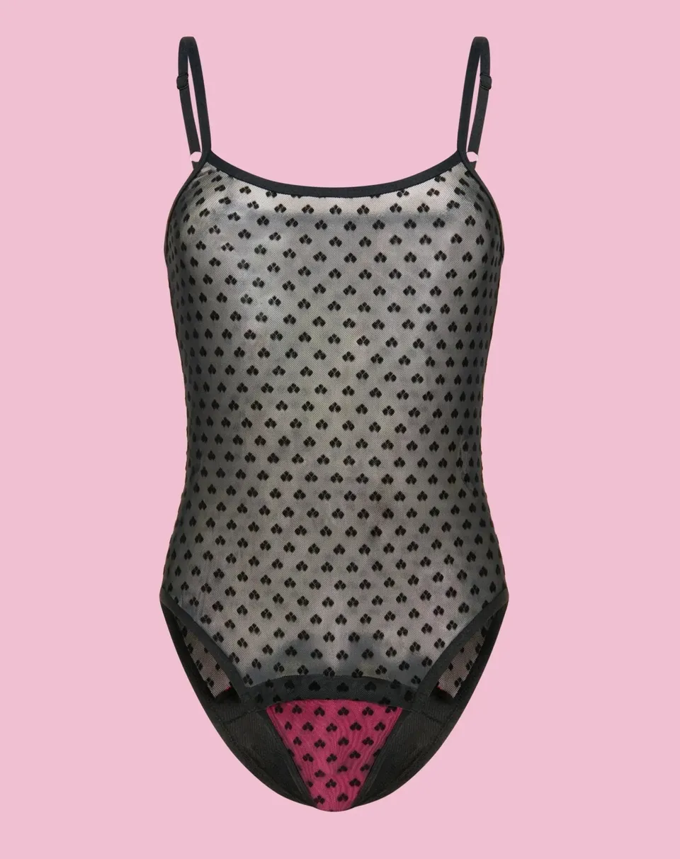 the-female-company-strong-body-seamless-period-body image 1