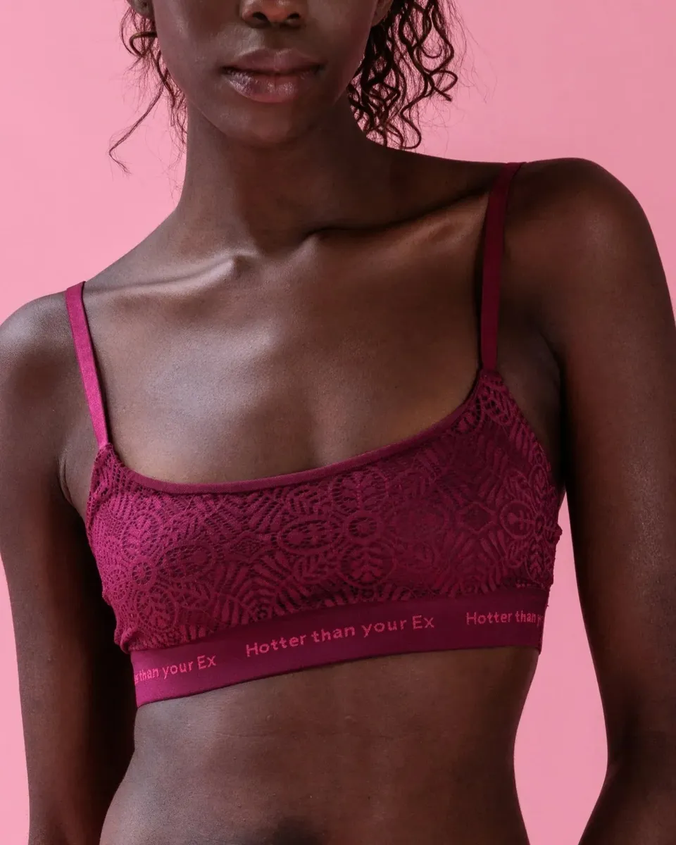 the-female-company-bralette-lace-b-gelfreier-spitzen-bh-in-magenta-purple image 1