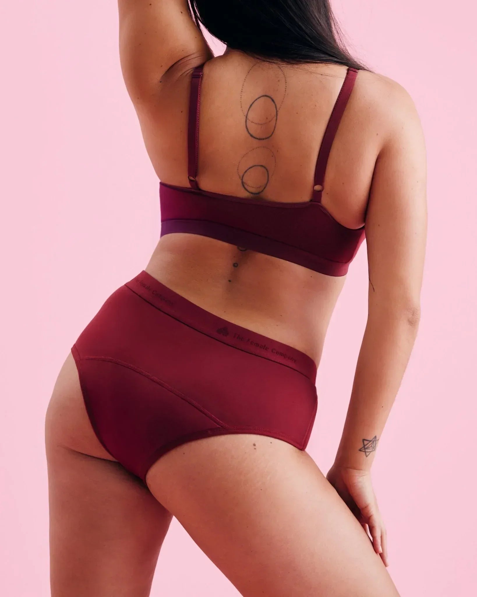 the-female-company-hipster-extra-strong-periodenslip-cherry image 8
