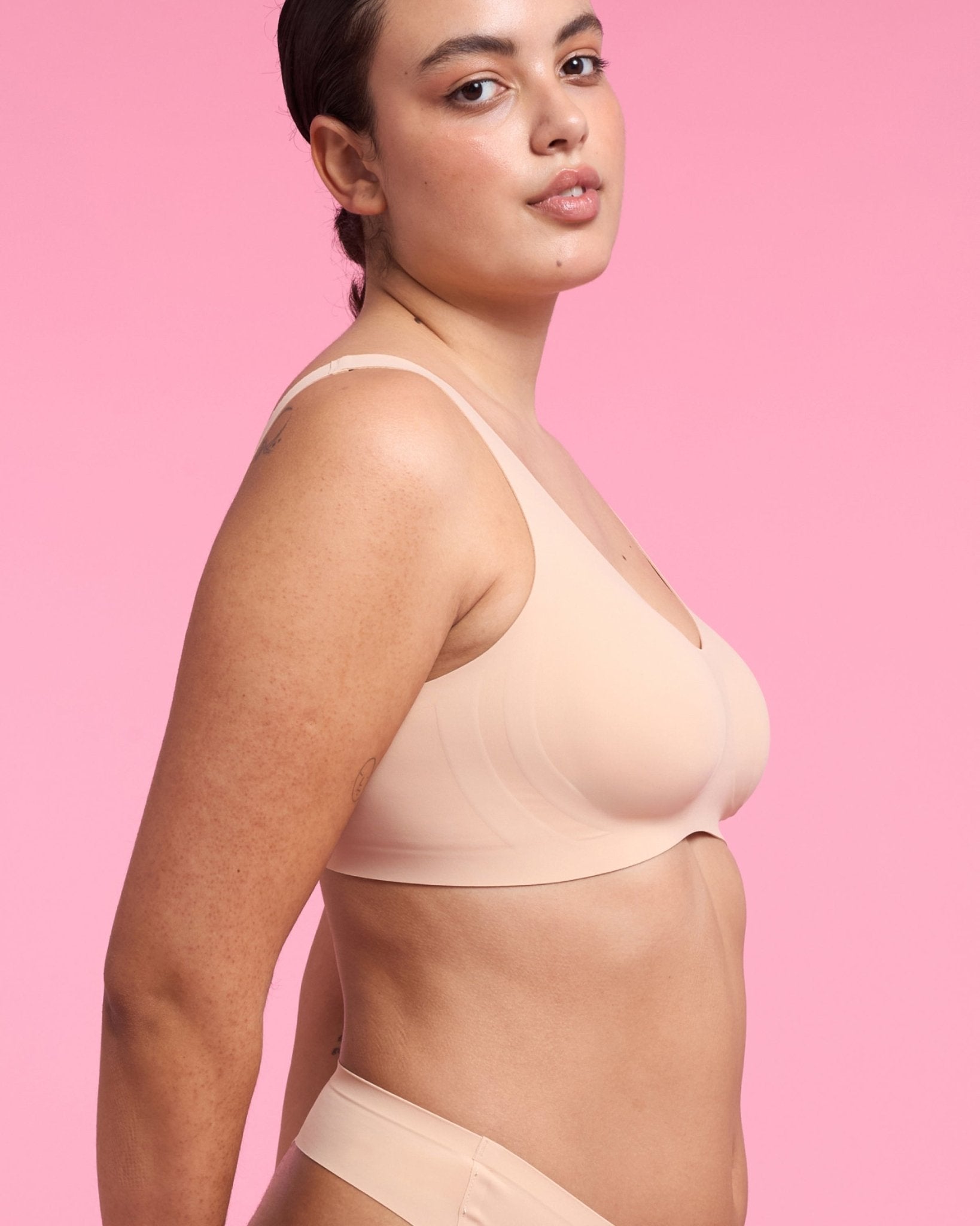 the-female-company-bralette-seamless-comfort image 7