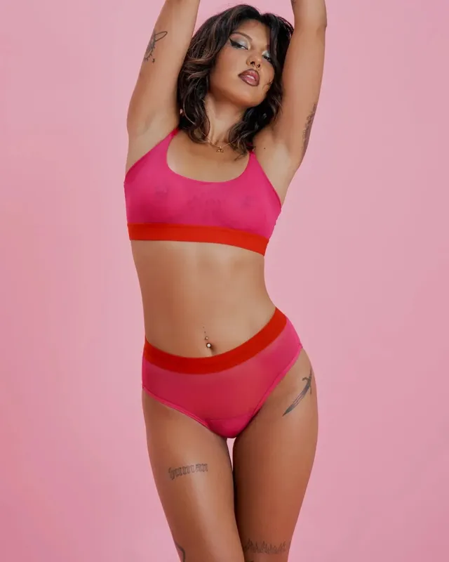 the-female-company-set-n-pples-bralette-mesh-slip-extra-strong-fuchsia image 1