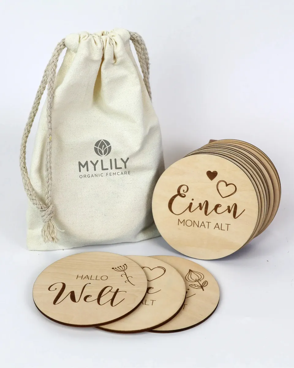 mylily-meilensteinkarten-f-r-das-erste-lebensjahr-aus-fsc-zertifiziertem-holz image 1